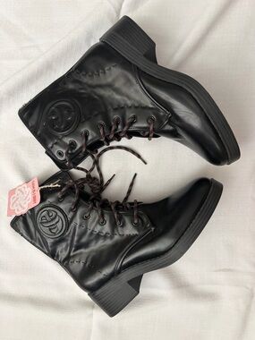 Sam & Libby Edelman Women’s sz 10 Melanie Black Combat Boots Gothic Stitched